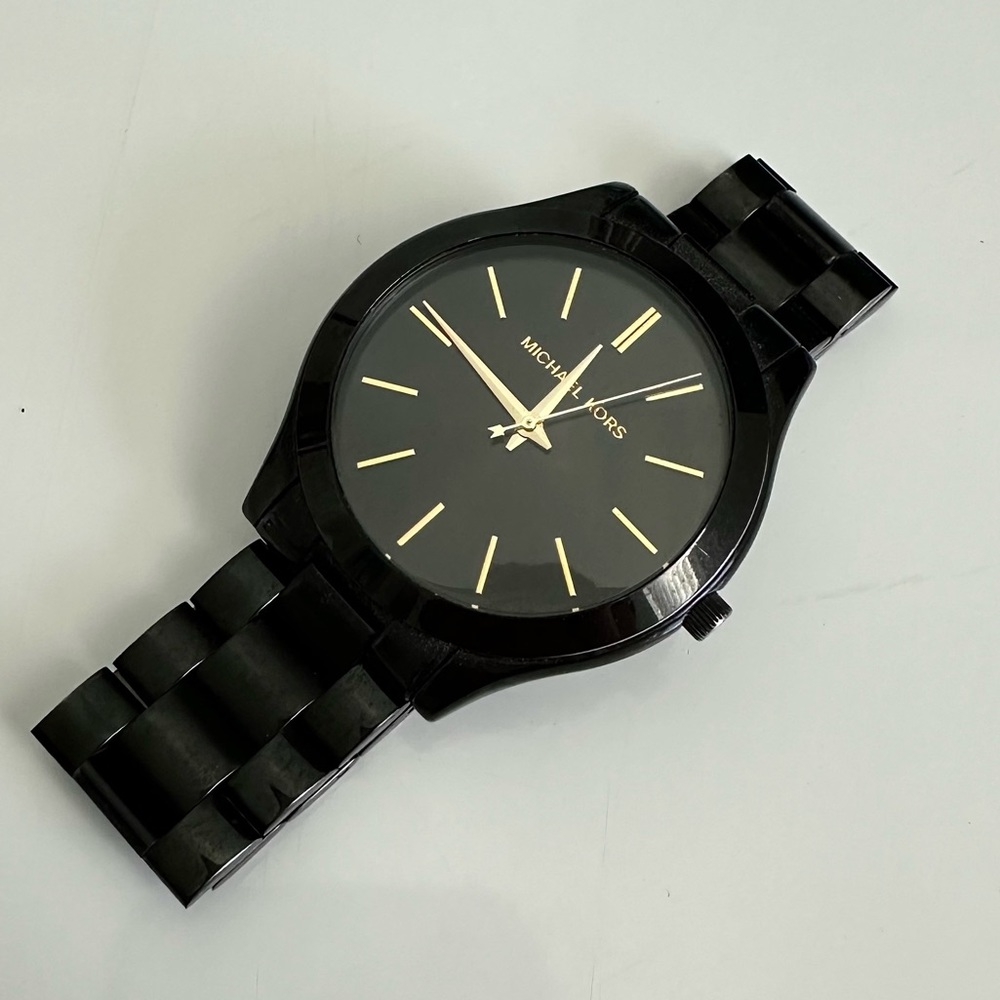 Black Micheal Kors Watch - Thin